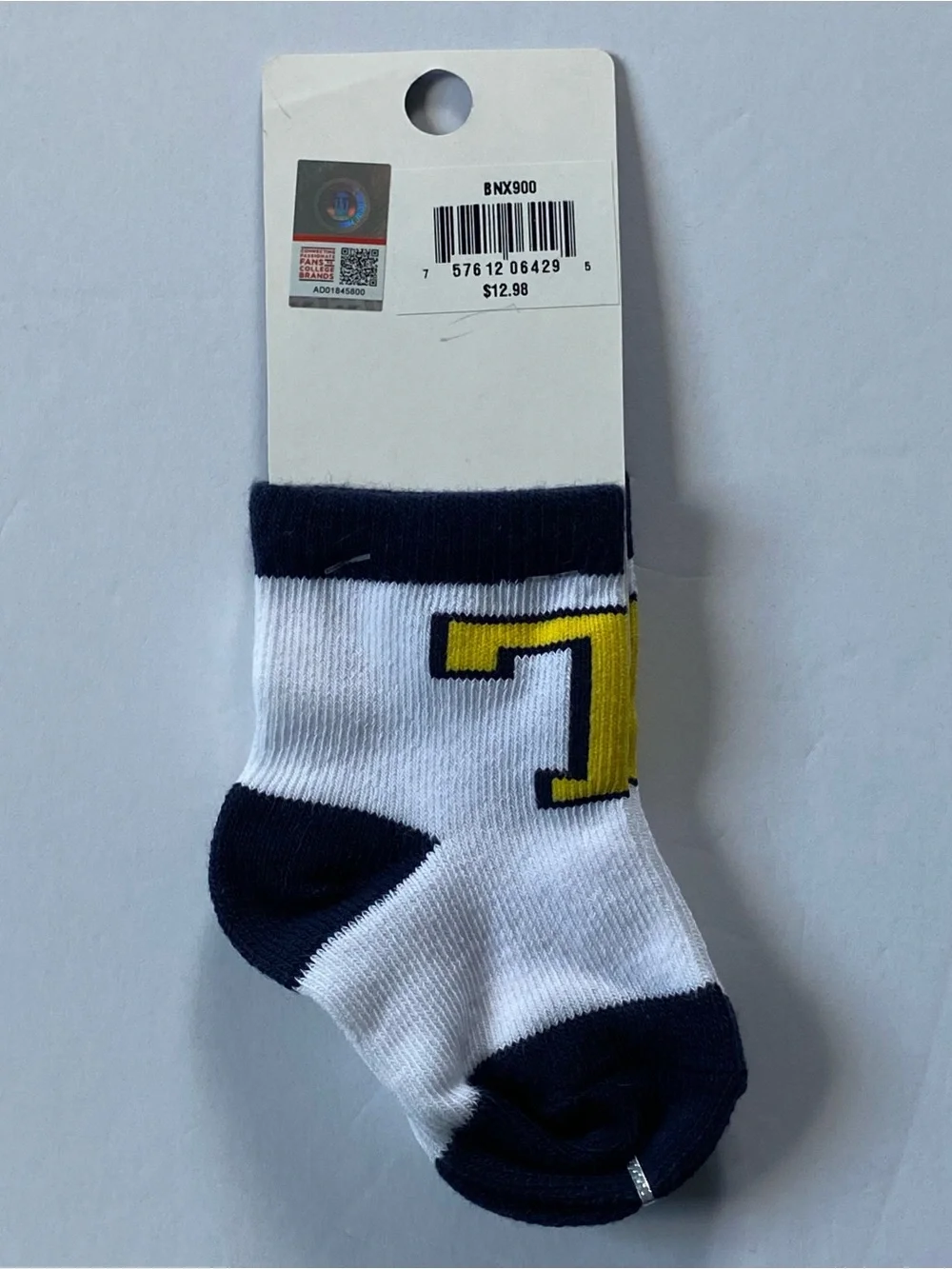 Trinity College Baby Socks 3-6 Months New Bantams Logo “T” Yellow Blue NWT